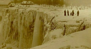 Illustration for article titled What happened the night Niagara Falls stopped flowing